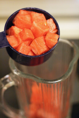 Watermelon mango smoothie recipe == dairy-free, vegan, sweetener-free = Hobo Mama