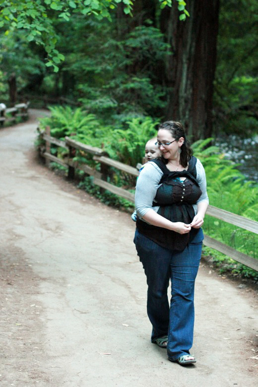 mom and baby babywearing in Muir Woods