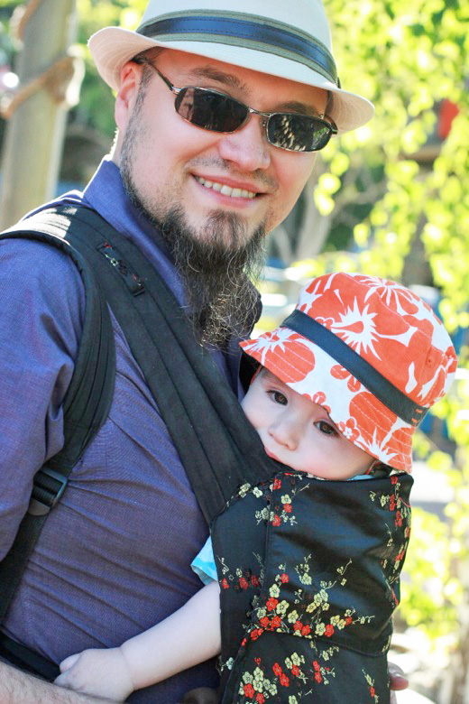 baby and dad in amusement park in mei tai &#8212;&nbsp;Six Flags California
