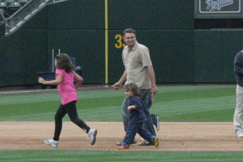 kids run around the bases