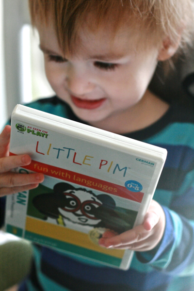 Hobo Mama Giveaway: Little Pim Language Learning Set $59.99 ARV: Second Annual NPN Holiday Gift Guide {12/6, 26 winners, US only, $2,587 ARV}